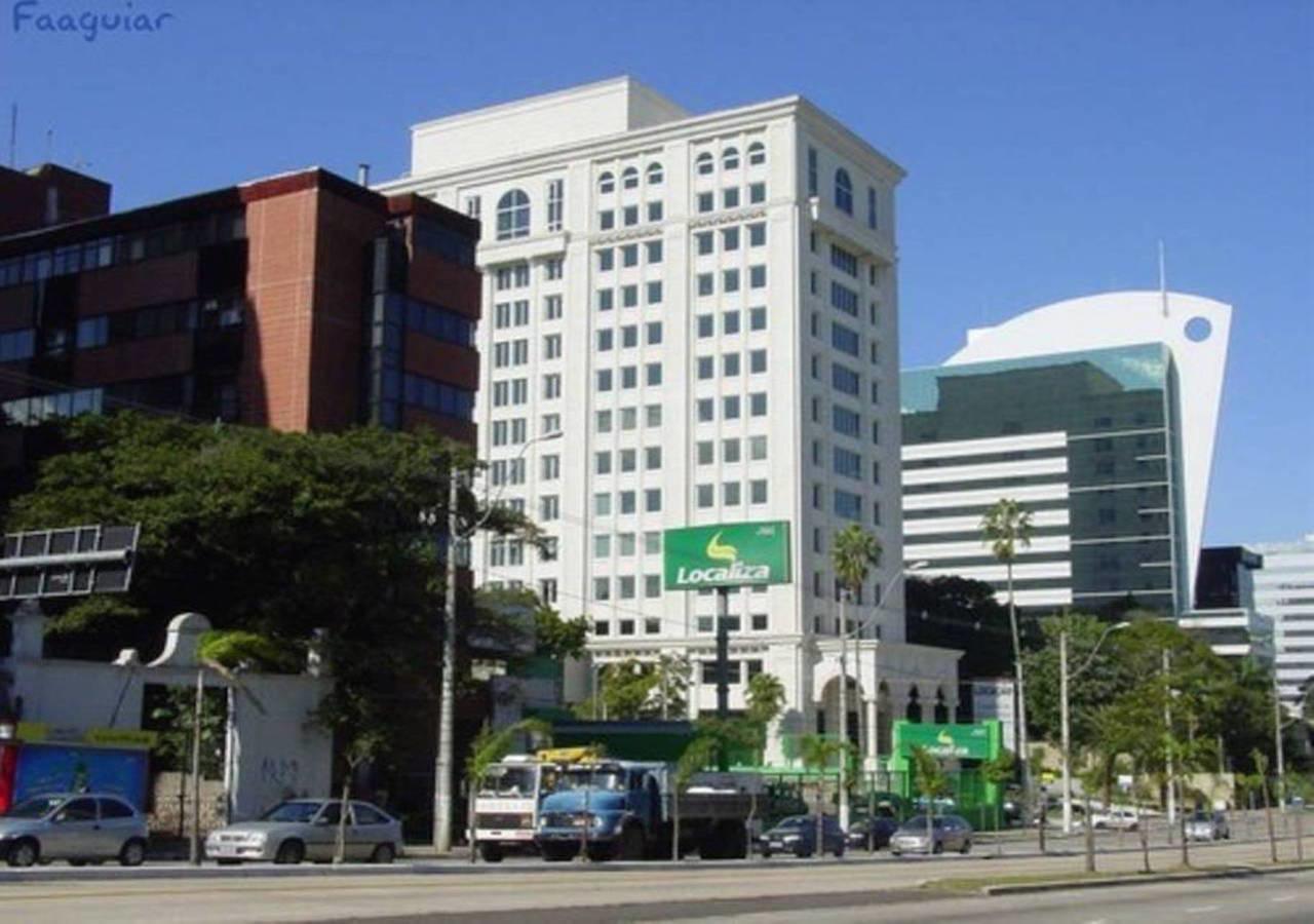 Suites E Quartos Na Avenida Carlos Gomes Porto Alegre Exteriör bild